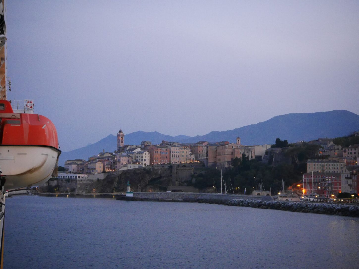 Bravone, Corse